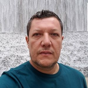 Meet your Posher, Manuel